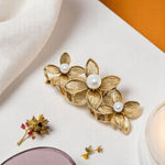 Load image into Gallery viewer, Elegant Floral Pearl Hair Claw Clip - Vintage Metal Flower Hair Accessory