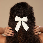 Load image into Gallery viewer, Classic White Hair Bow with Pearls – Beautiful Hair Clip for All Events