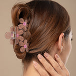 Load image into Gallery viewer, Flower Design Hair Claw Clips – Medium Size Pastel Clips Set of 3
